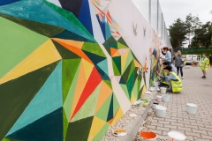 Mural firmy Accolade realizowany przy udziale studentek WA PB