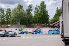 Mural firmy Accolade realizowany przy udziale studentek WA PB
