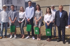 Studentki i studenci Wydziału Architektury PB nagrodzeni przez prezydenta Białegostoku w konkursie na projekt windy dla Muzeum Wojska w Białymstoku